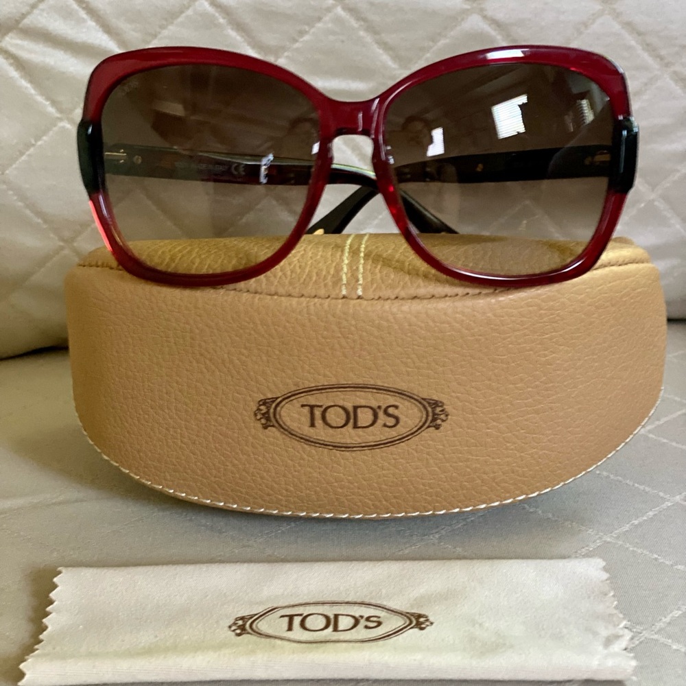 New authentic Tod’s burgundy sunglasses